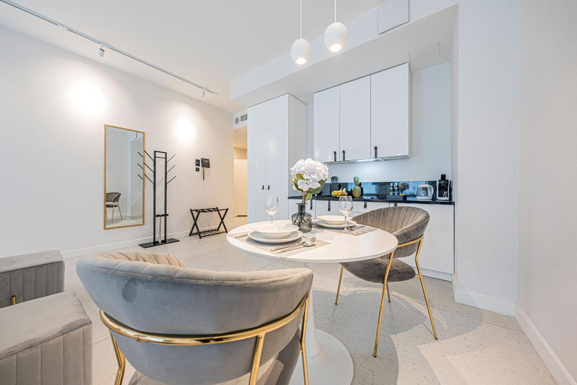 Rent Like Home - Apartament Deo Plaza - Old Town 그단스크 외부 사진